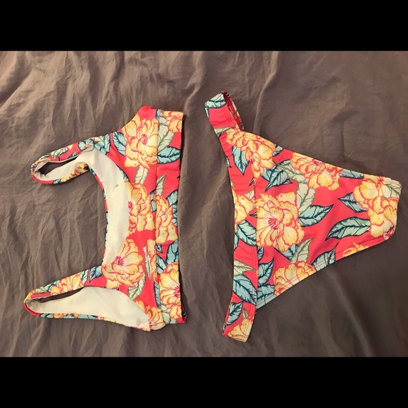 SOLD - Picture 2 of 4